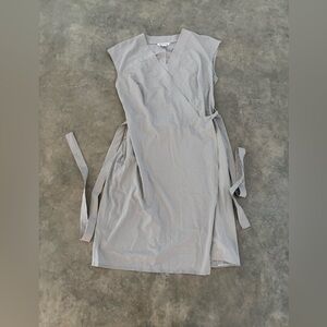 Women’s Arhleta Newport wrap dress size Medium